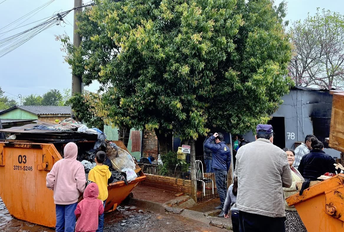 Residência atingida por incêndio em Santo Augusto será totalmente reformada pela Prefeitura
