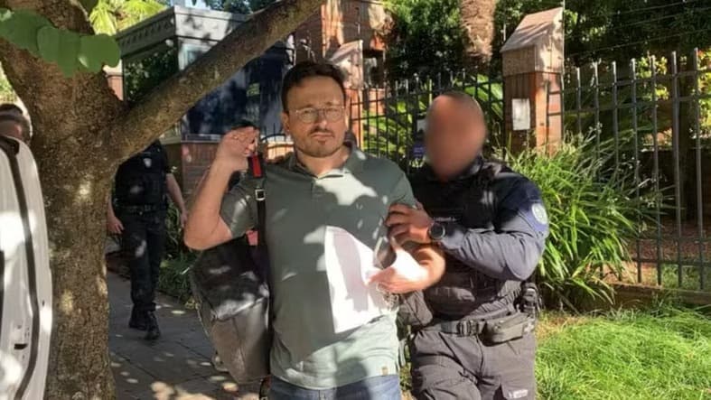 Advogado e Professor Conrado Paulino da Rosa é preso em Porto Alegre por crimes contra dez mulheres