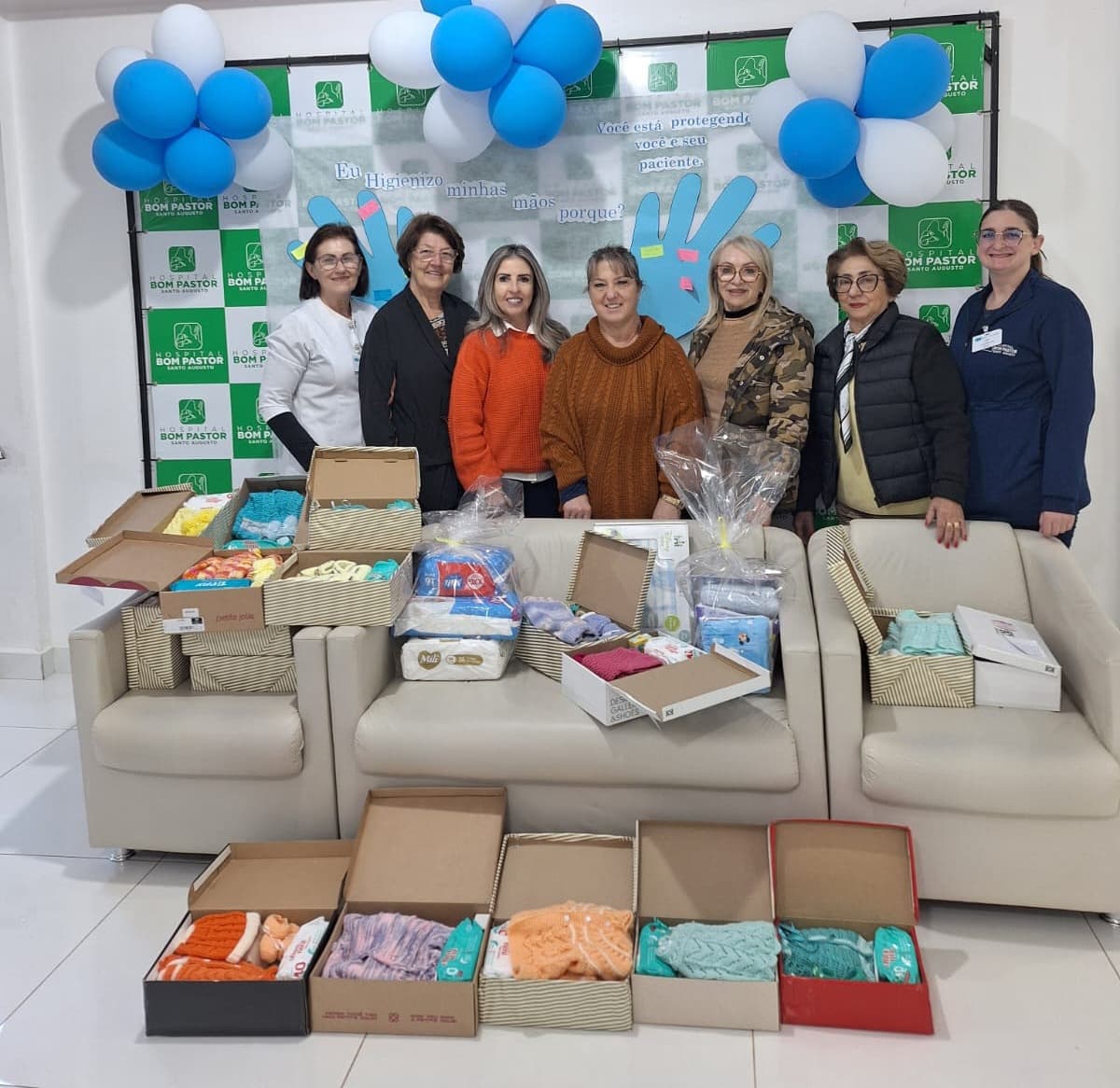 Grupo Mãos de Fada entrega kits para recém-nascidos do Hospital Bom Pastor