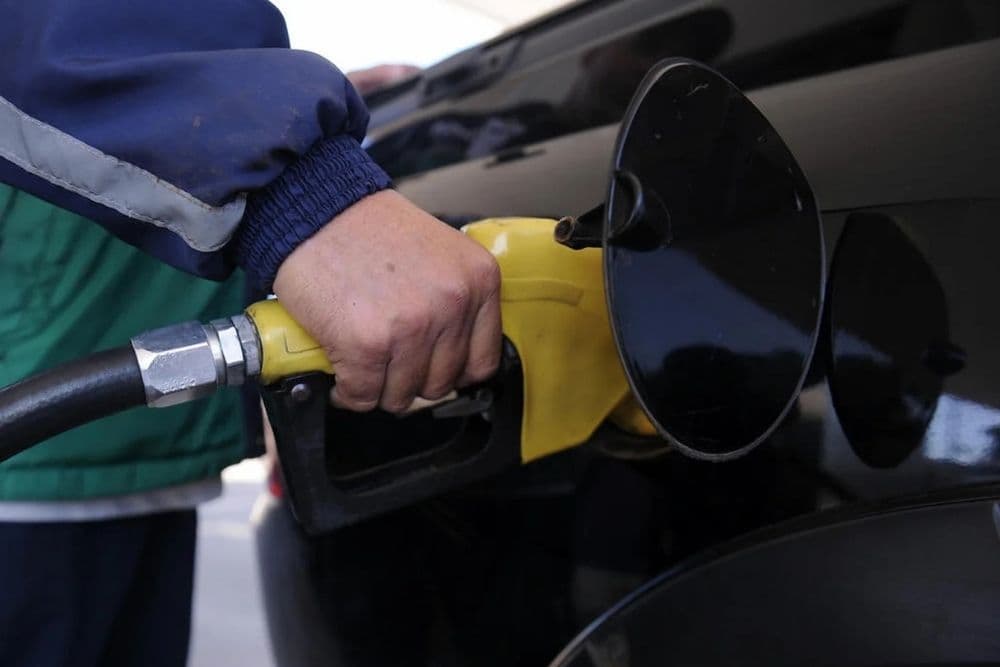 Petrobras anuncia redução de R$ 0,14 no preço do litro da gasolina para as distribuidoras