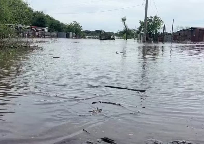 Inundações na Fronteira Oeste: Mais de 300 pessoas estão fora de casa no Rio Grande do Sul