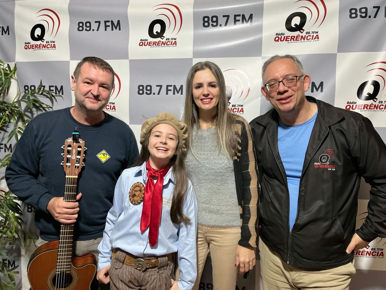“Eu entro no palco e deixo a música me levar”, relata Betina, campeã do Carijinho