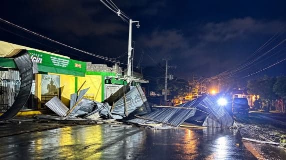 Novo temporal de vento e granizo causa estragos e deixa rastros de destruição em Santo Antônio das Missões