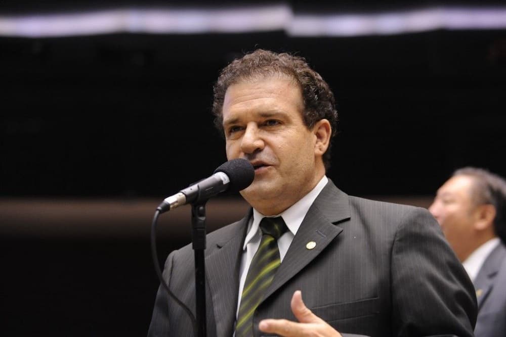 Deputado Pompeo de Mattos recebe alta após ser internado por Covid-19