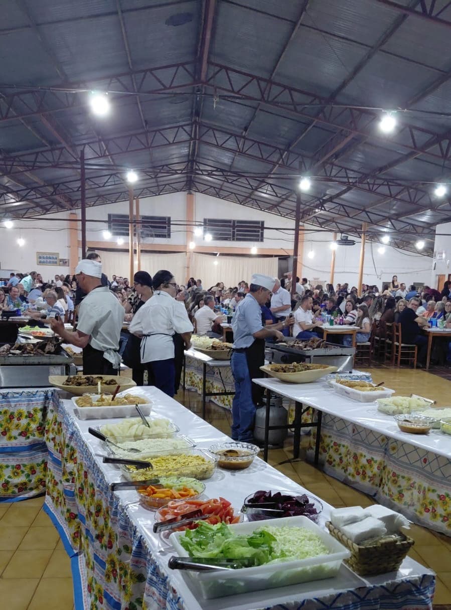 Sucesso absoluto: 24º Jantar da Colônia reúne grande público na comunidade de São Jacó, em Santo Augusto