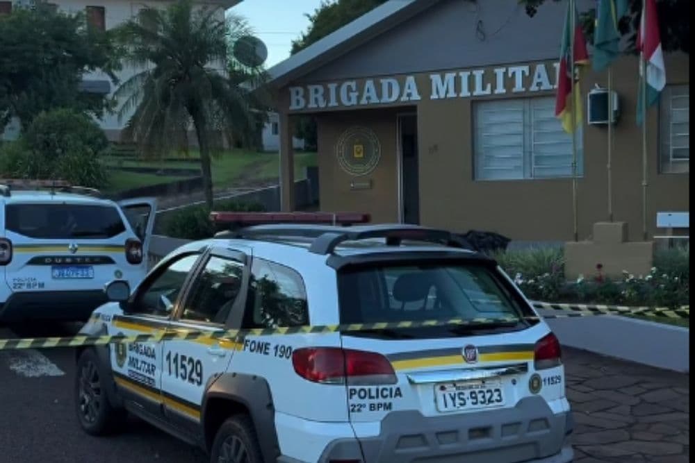 Suspeito de duplo homicídio é encontrado morto em frente ao batalhão da BM em Santa Clara do Sul