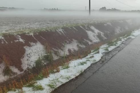 Tapera registra queda de granizo e vento superior a 90 km/h
