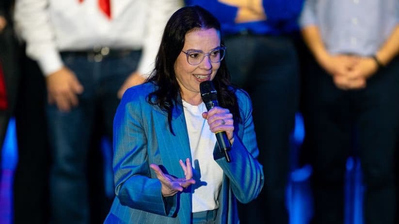 TRE-RS condena Juliana Brizola e PDT por propaganda negativa paga contra Ramiro Rosário