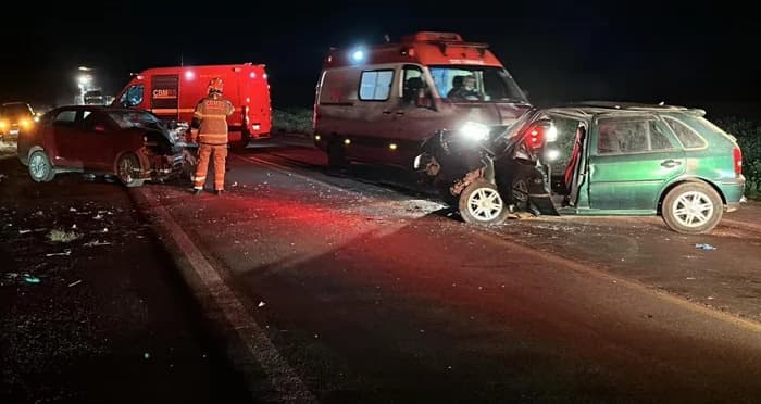 Mulher morre em acidente entre dois carros na BR-285, em Santa Bárbara do Sul