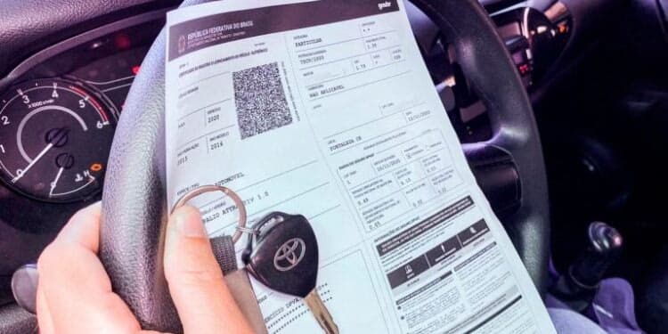 Facilidade no trânsito: DetranRS libera parcelamento de multas e taxas veiculares pelo cartão de crédito