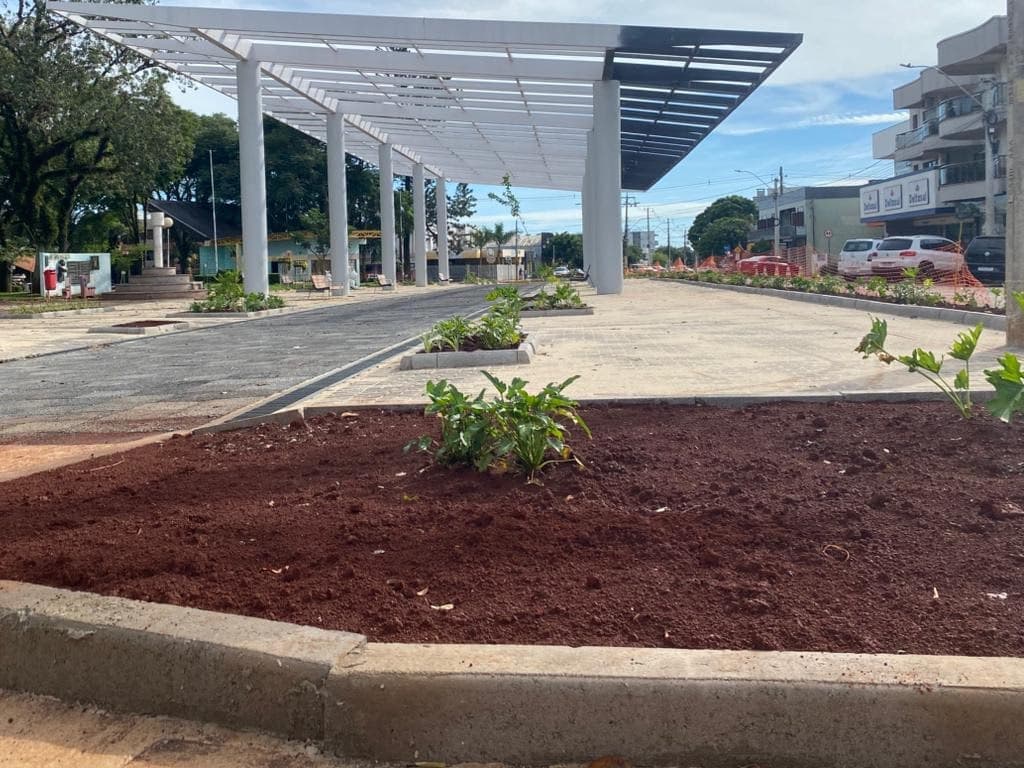 Prefeita Lilian projeta entrega parcial da Rua Coberta até o fim de abril