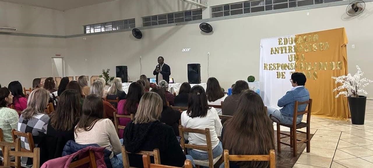 Seminário Municipal Antirracista reforça compromisso das escolas com uma educação mais inclusiva, em São Martinho