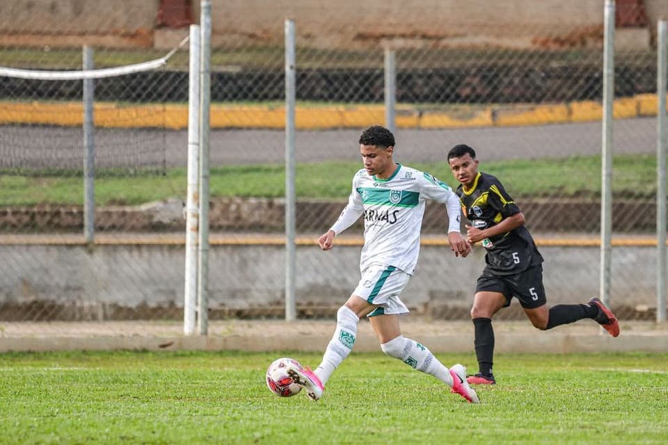 Exclusivo: Promessa santo-augustense assina primeiro contrato profissional para brilhar no Gauchão Sub-17