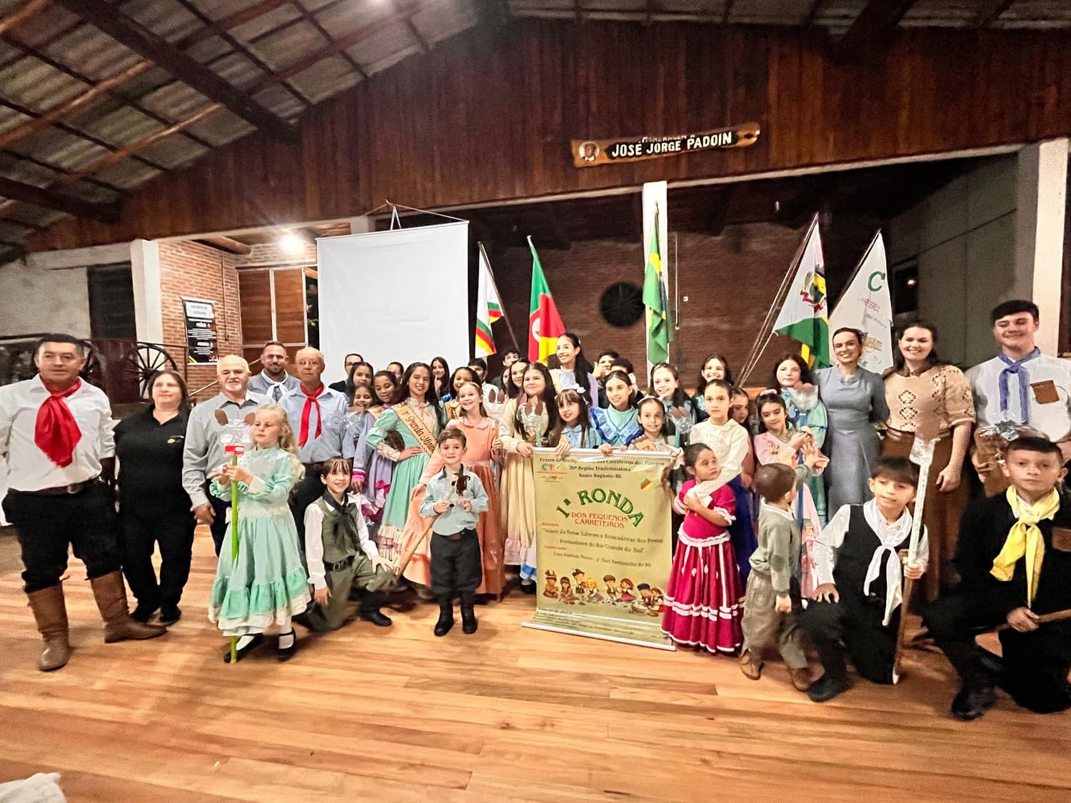 3º Guri Farroupilha do RS palestra sobre saberes e brincadeiras dos povos formadores no CTG Carreteiros dos Pampas