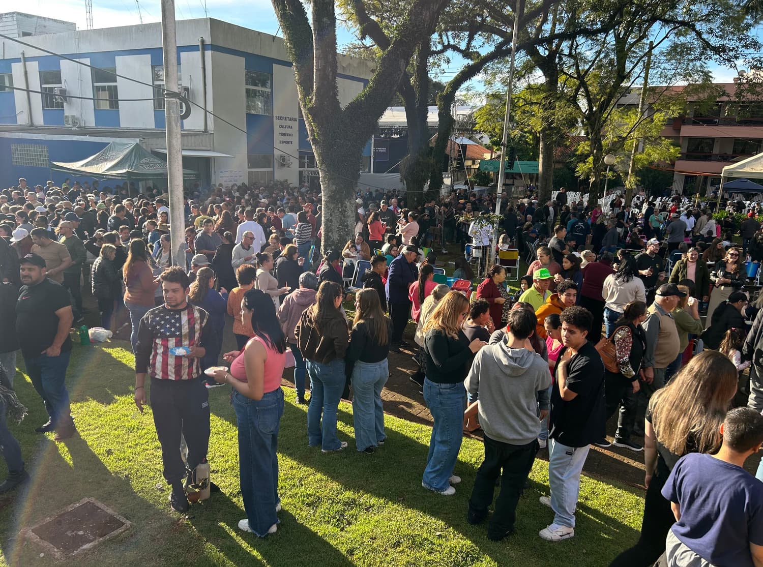 Comunidade lota a Praça Pompílio Silva e encerra com sucesso as comemorações dos 67 anos de Santo Augusto
