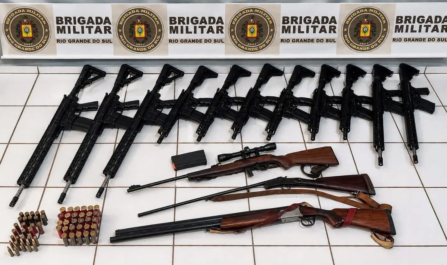 Operação policial desarticula esquema de armamento pesado em Coronel Bicaco