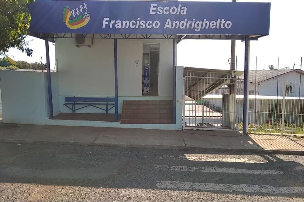 Escola Francisco Andrighetto oferece vagas para Educação de Jovens e Adultos